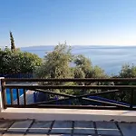 Panorama With Pool And Access 스키아토스 타운